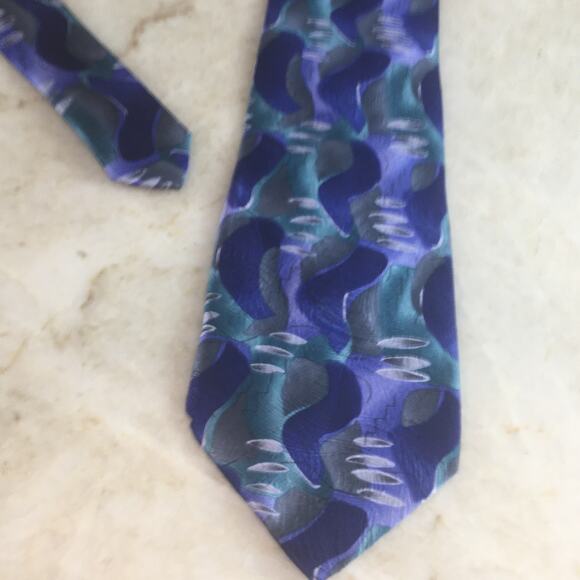JERRY GARCIA BLUE ABSTRACT ALL SILK TIE - Picture 8 of 15